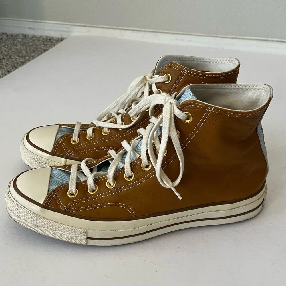 Converse Chuck Taylor 70 High Tops Brown Leather Blue Leaf Pattern Men’s Size 9